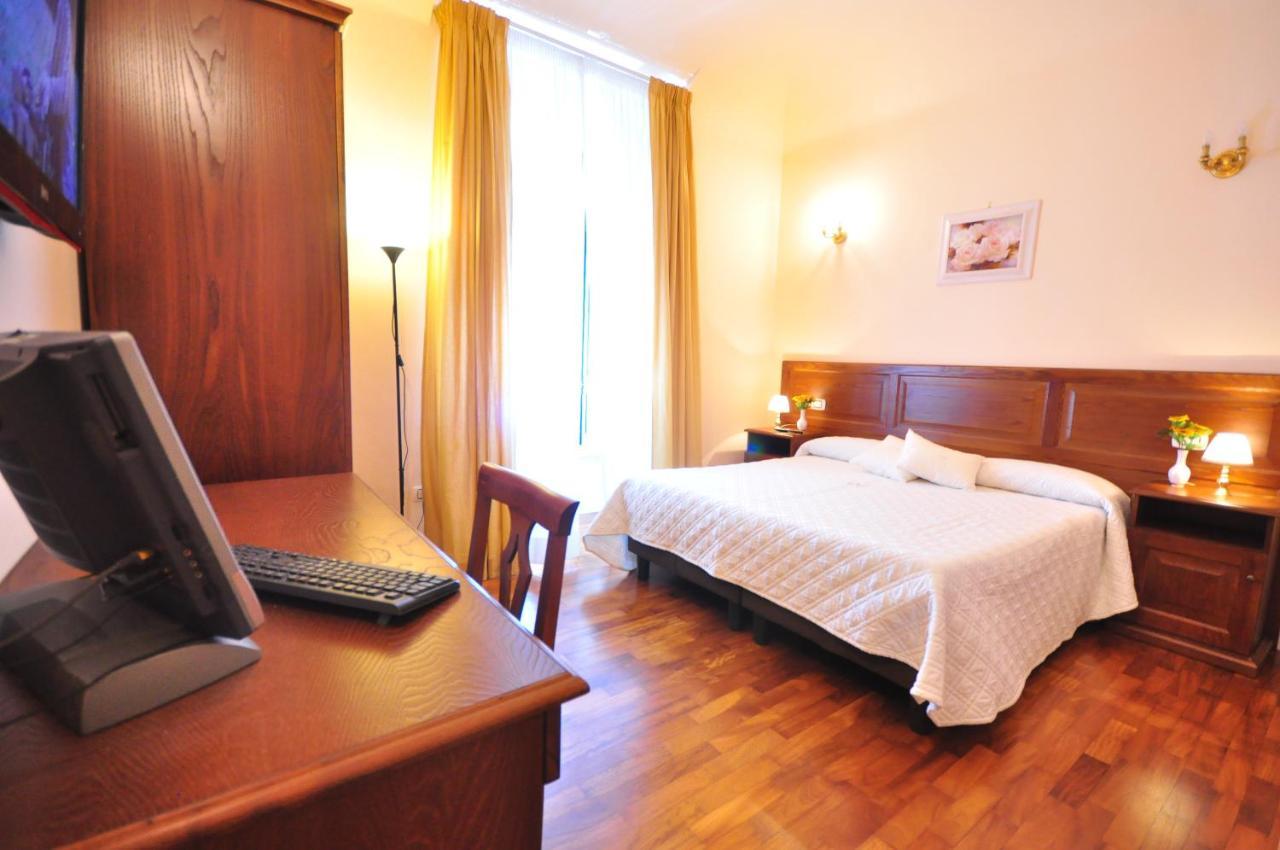 Relais Cavour Hotel Rome Exterior photo