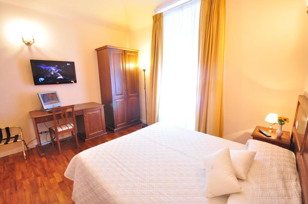 Relais Cavour Hotel Rome Exterior photo